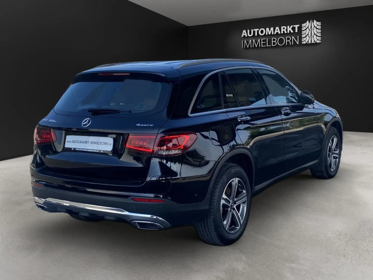 GLC 300 e AMG Leder*Distro*Kamera*LED*Virtual*18