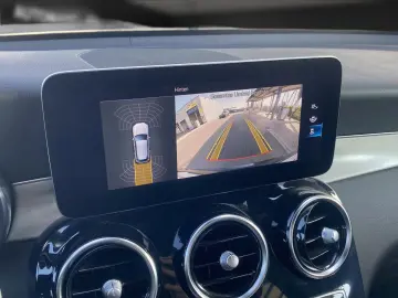 GLC 300 e AMG Leder*Distro*Kamera*LED*Virtual*18