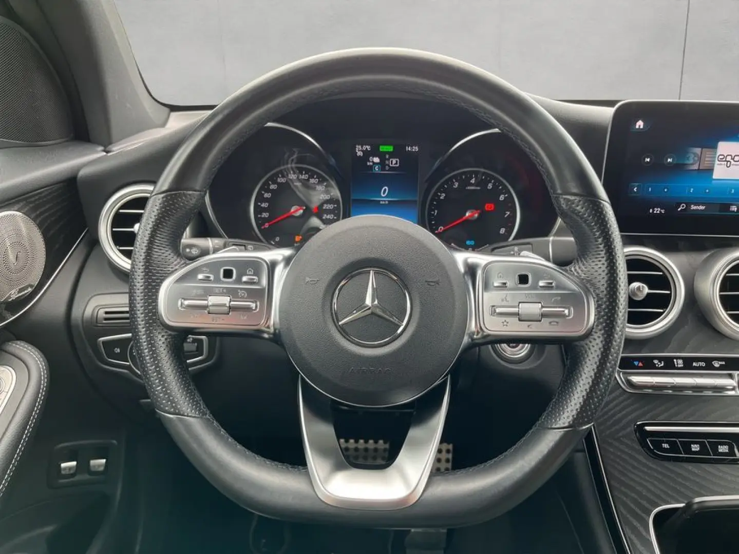 GLC 300 e 4Matic AMG Line