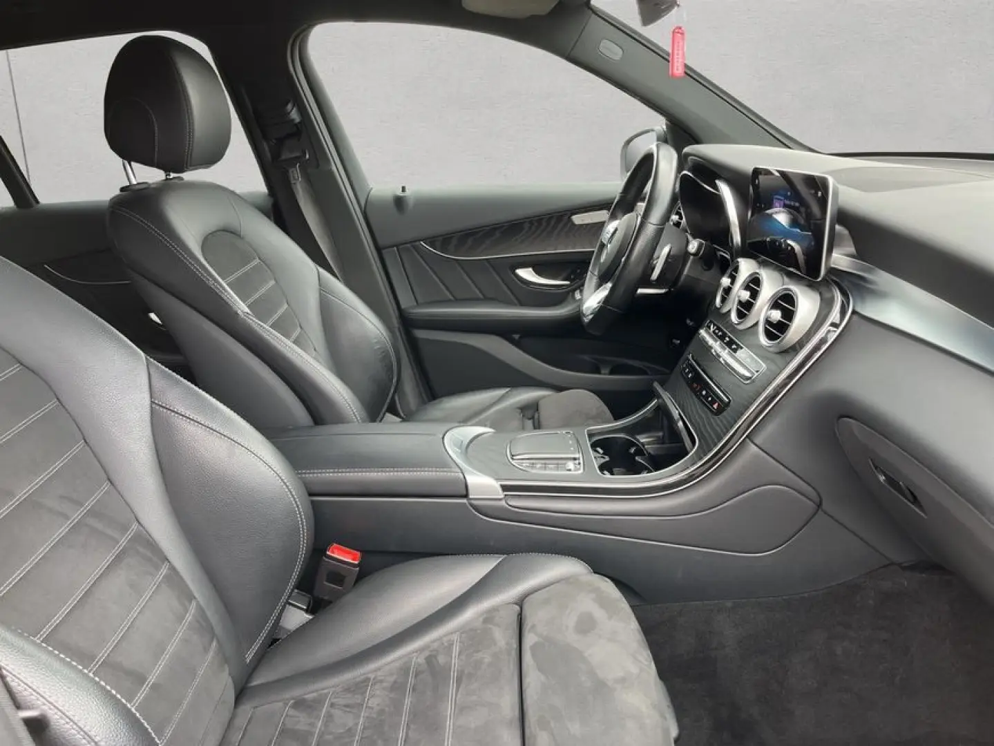 GLC 300 e 4Matic AMG Line