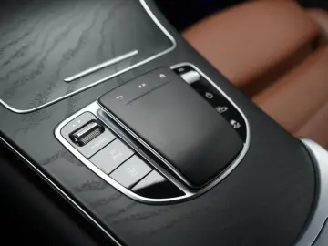 GLC 300 e 4Matic 9G-Tronic AMG Leder/Distronic/K