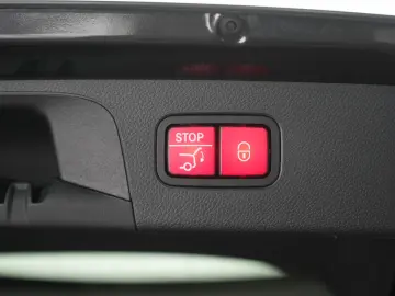 GLC 300 e 4Matic 9G-Tronic AMG Leder/Distronic/K