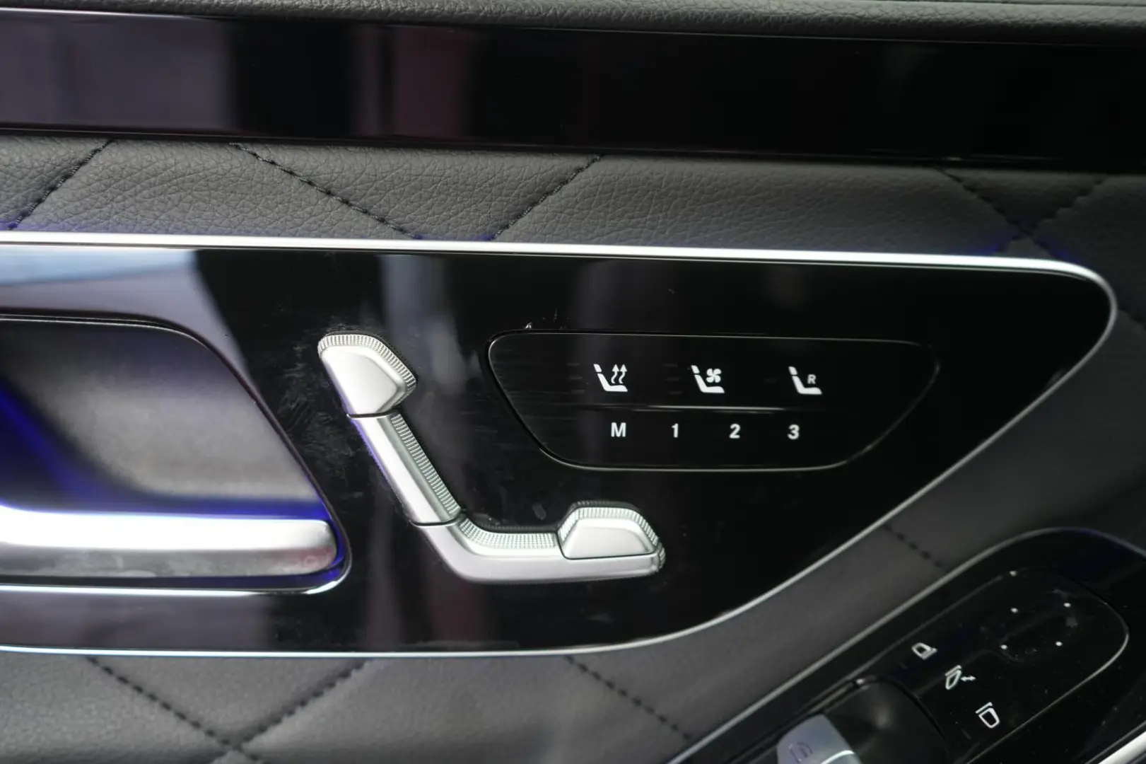 S 580 4Matic L 9G-Tronic AMG Leder/Distronic/HUD