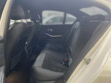 320d Limousine M Sport LC Prof. LED PA RFK WLAN