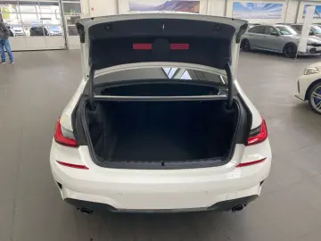 320d Limousine M Sport LC Prof. LED PA RFK WLAN