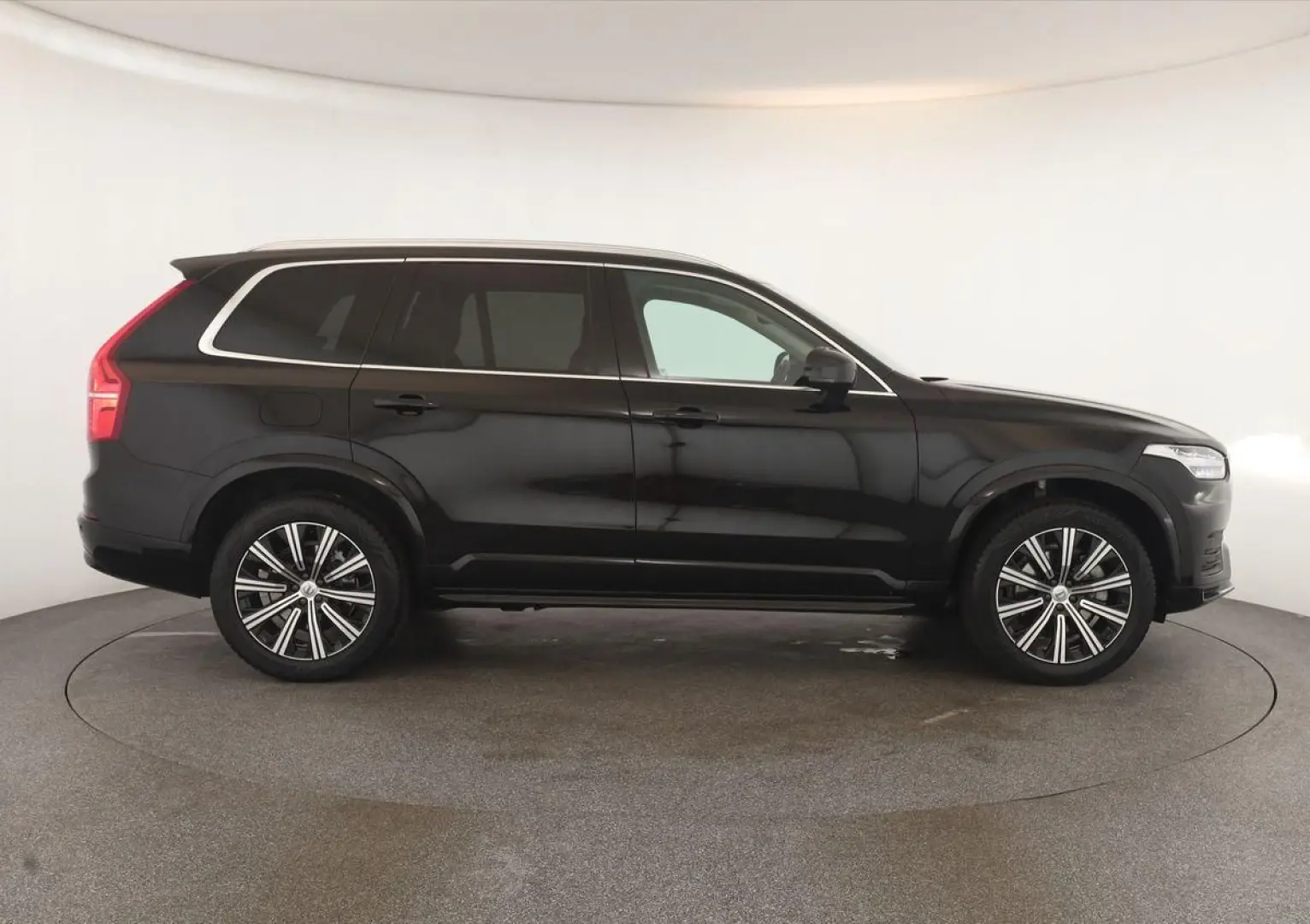 XC90 B5 AWD Core 7S LED Navi SHZ ACC Kam 20