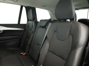 XC90 B5 AWD Core 7S LED Navi SHZ ACC Kam 20