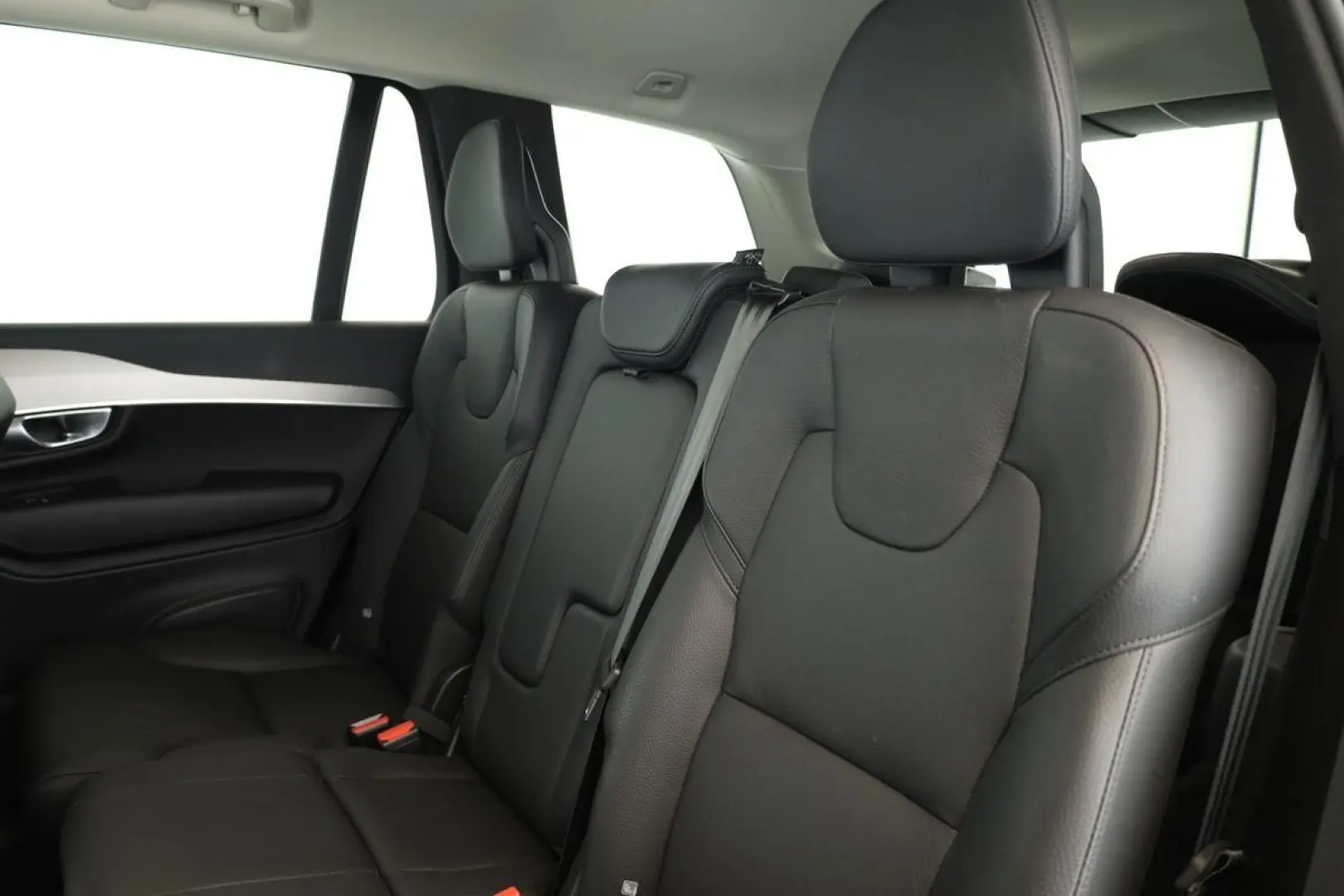 XC90 B5 AWD Core 7S LED Navi SHZ ACC Kam 20