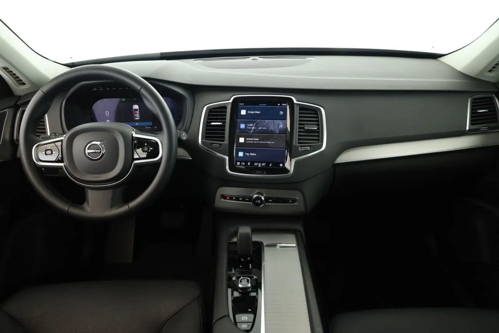 XC90 B5 AWD Core 7S LED Navi SHZ ACC Kam 20