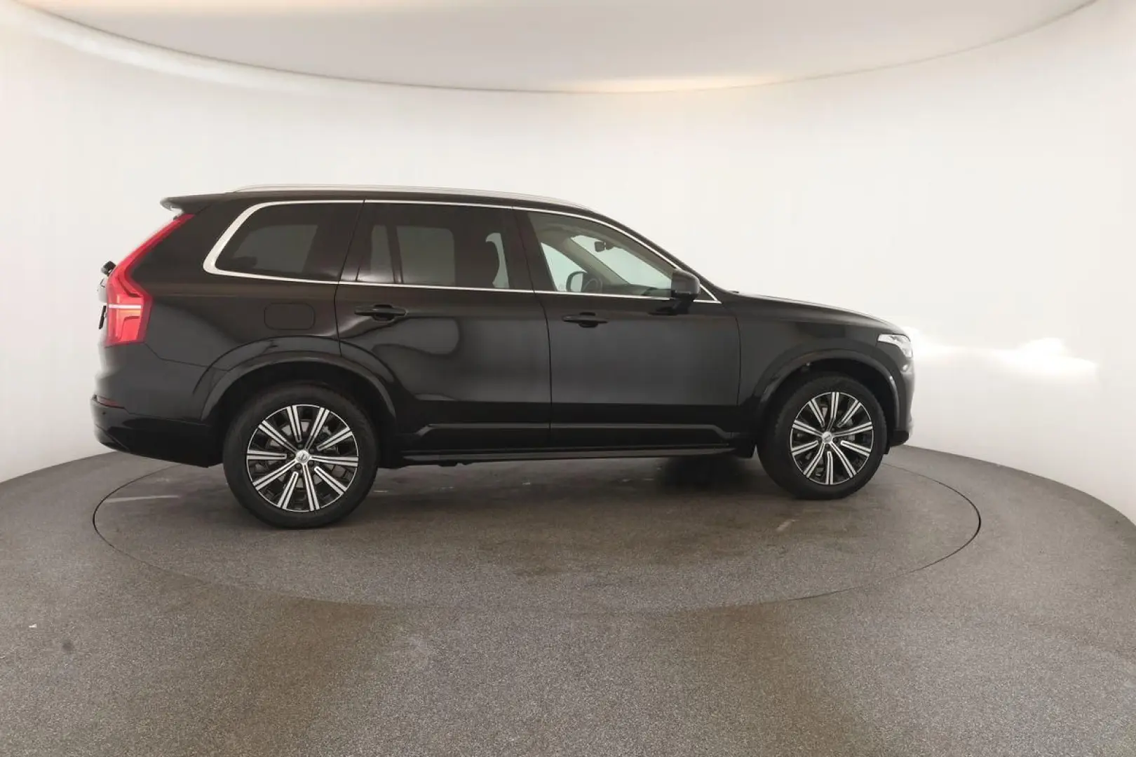 XC90 B5 AWD Core 7S LED Navi SHZ ACC Kam 20