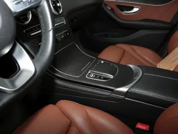 GLC 300 de 4M Coupé AMG Navi AHK Kamera Sitzklim