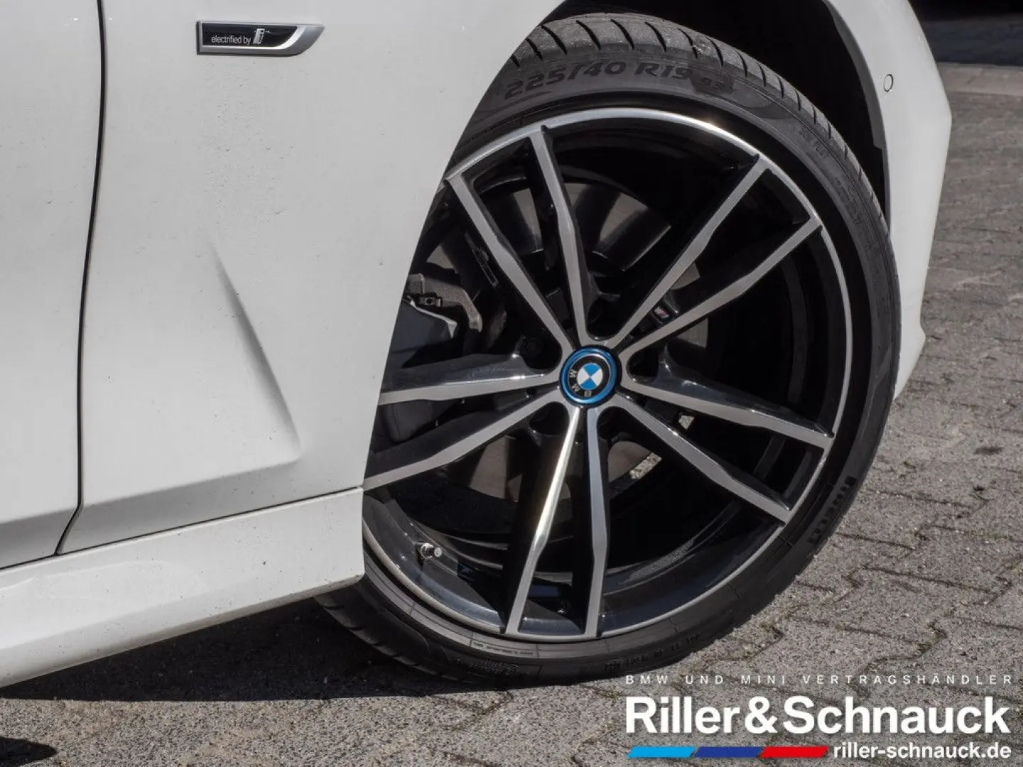 320e M-Sport LED+NAVI+KAMERA+KEYLESS+KLIMAAUT+