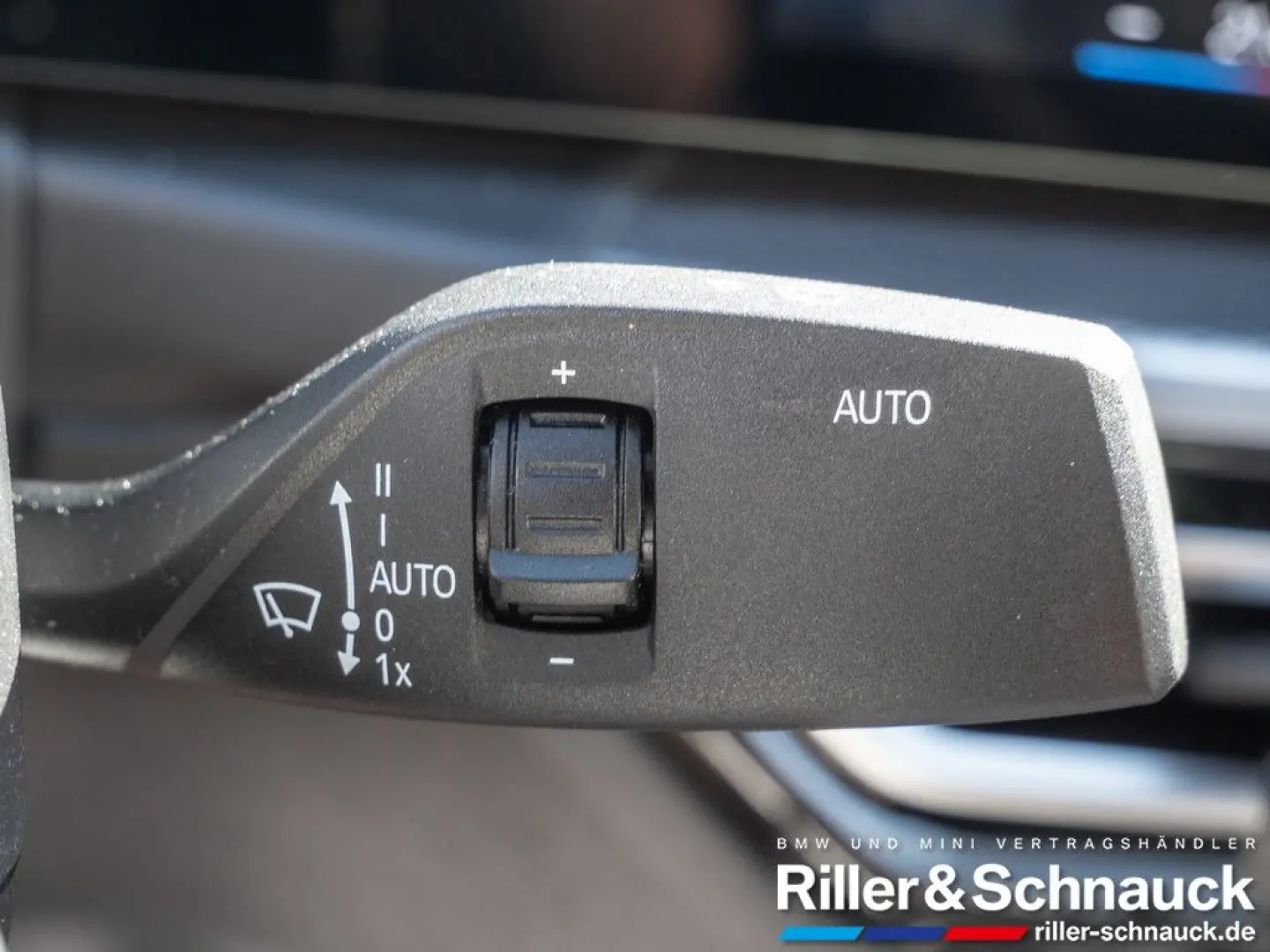 320e M-Sport LED+NAVI+KAMERA+KEYLESS+KLIMAAUT+