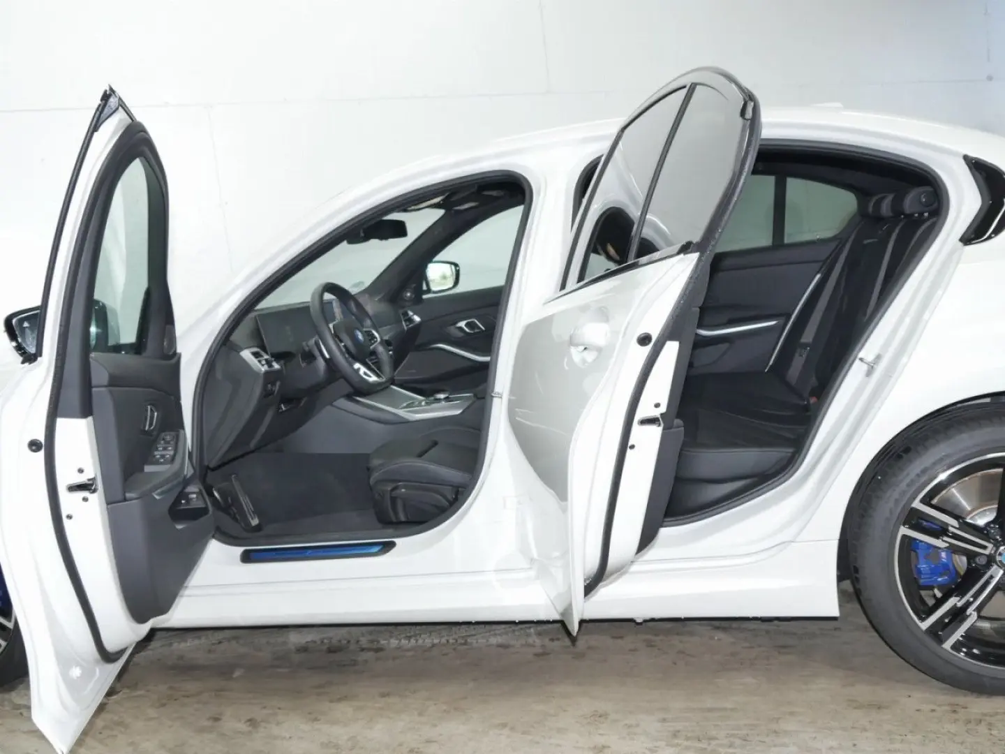 330e xDr.M Sport FACELIFT HUD SuView GlasD.Lenkh