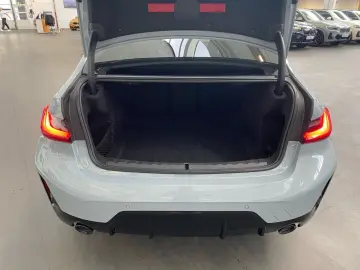 330i xDrive Lim. M Sport PRO GSD DA Prof. AHK ST