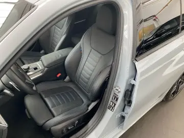 330i xDrive Lim. M Sport PRO HUD DA+ H/K AHK STH