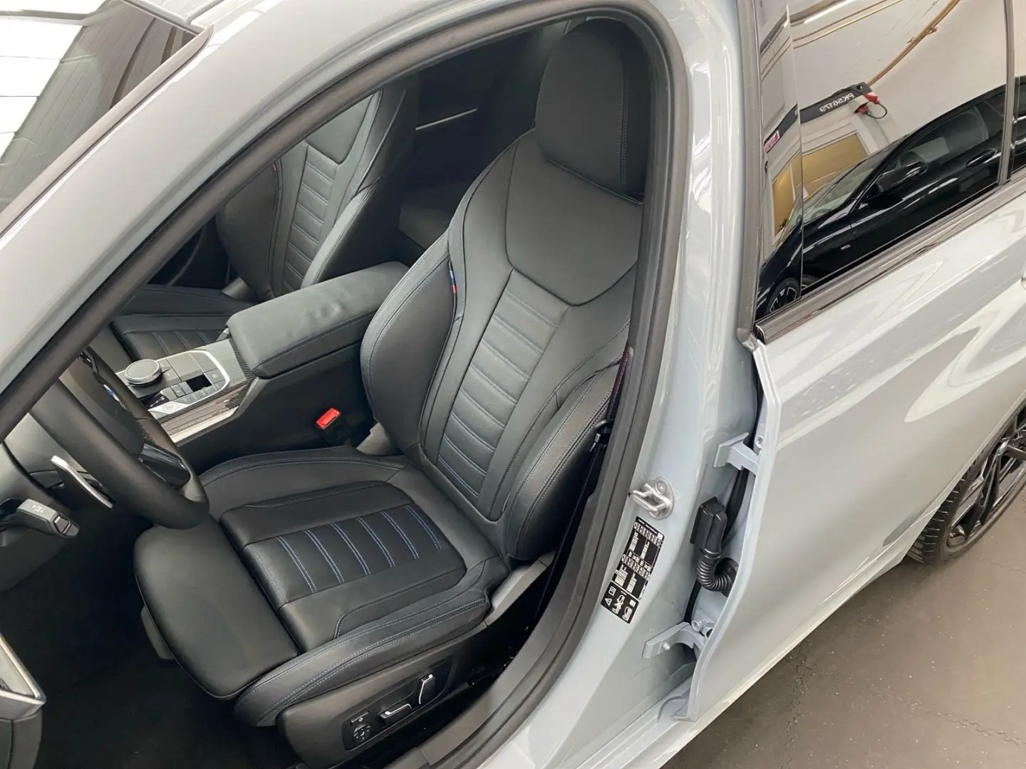 330i xDrive Lim. M Sport PRO HUD DA+ H/K AHK STH