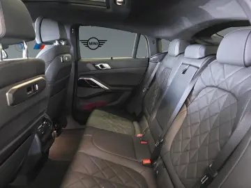 X6 xDrive40d M Sport*Massage*Sitzbelüftung*Panor