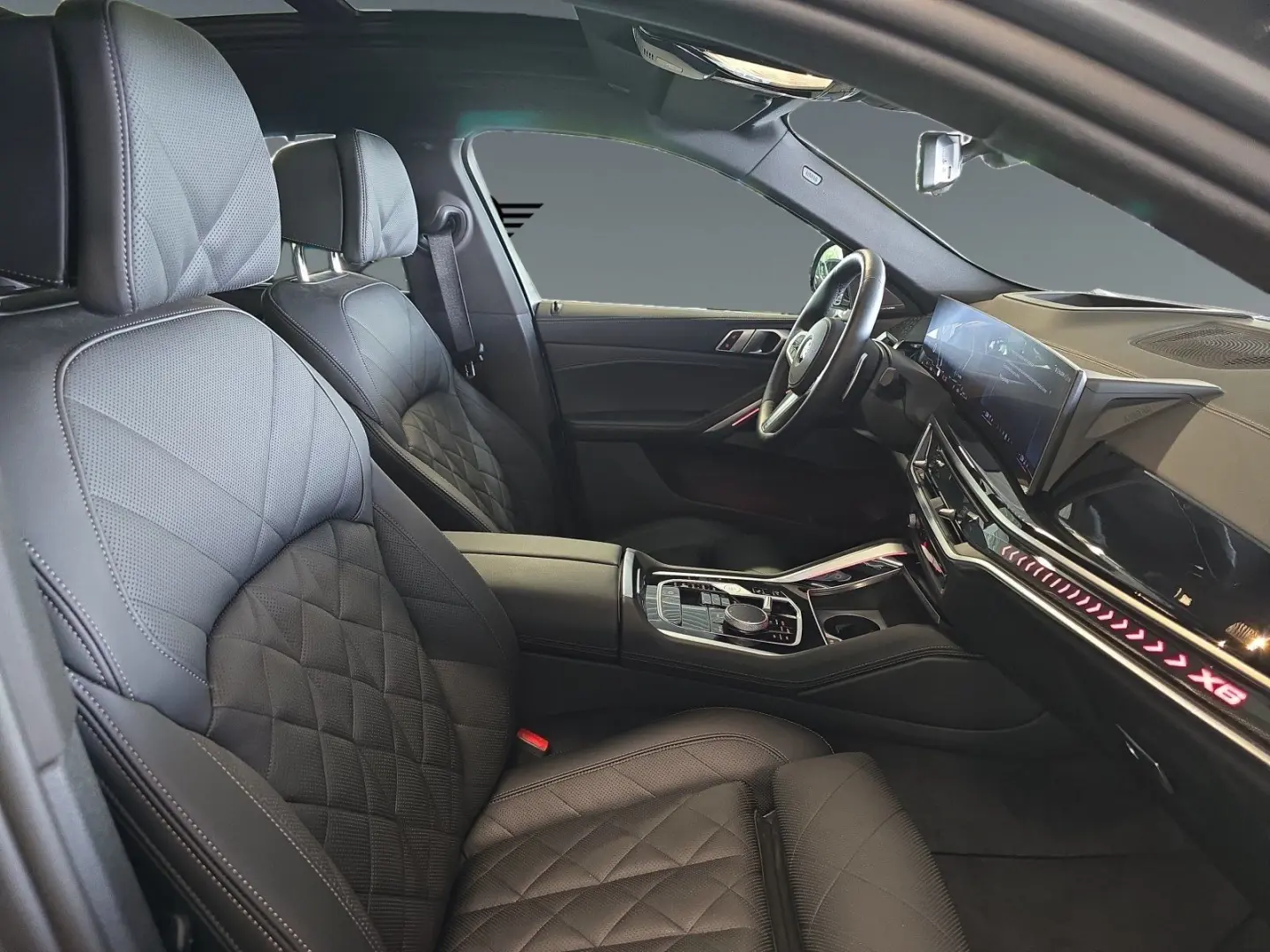 X6 xDrive40d M Sport*Massage*Sitzbelüftung*Panor