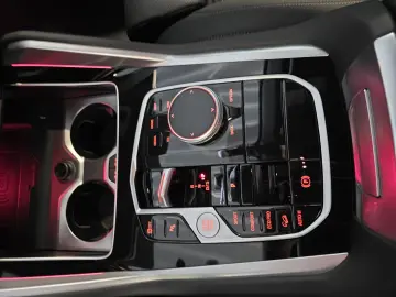 X6 xDrive40d M Sport*Massage*Sitzbelüftung*Panor