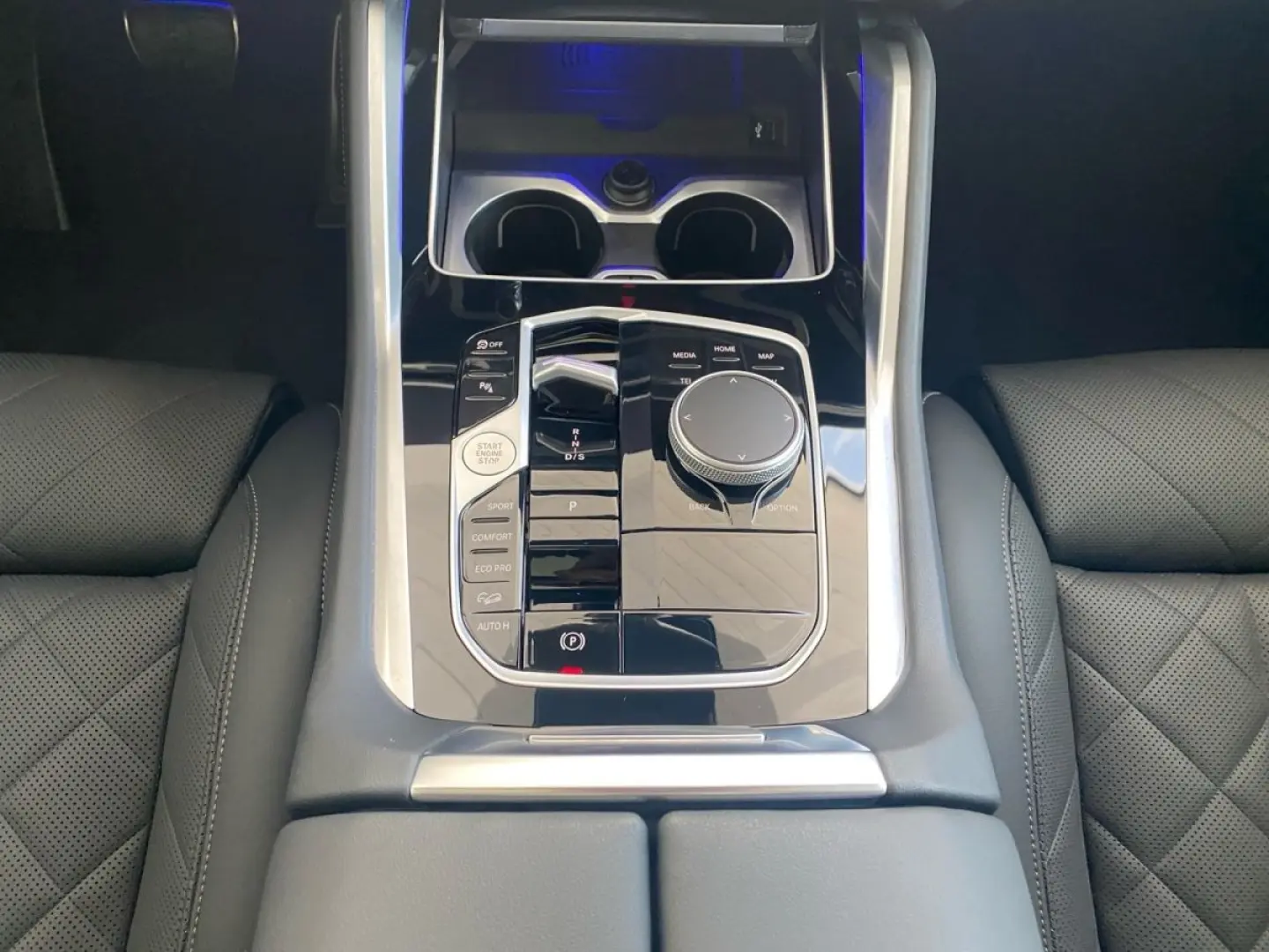 X6 xDrive30d M Sport PRO HUD Pano DA Pro H/K STH