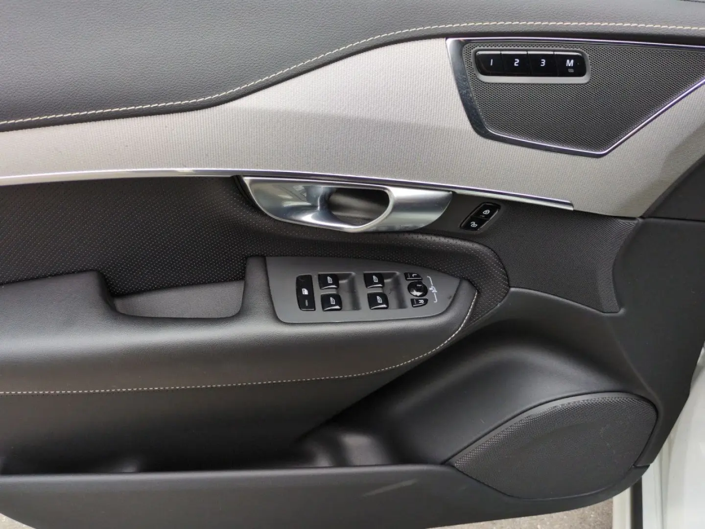 XC90 B5 (Diesel) R-Design AWD Automatik Navi LED