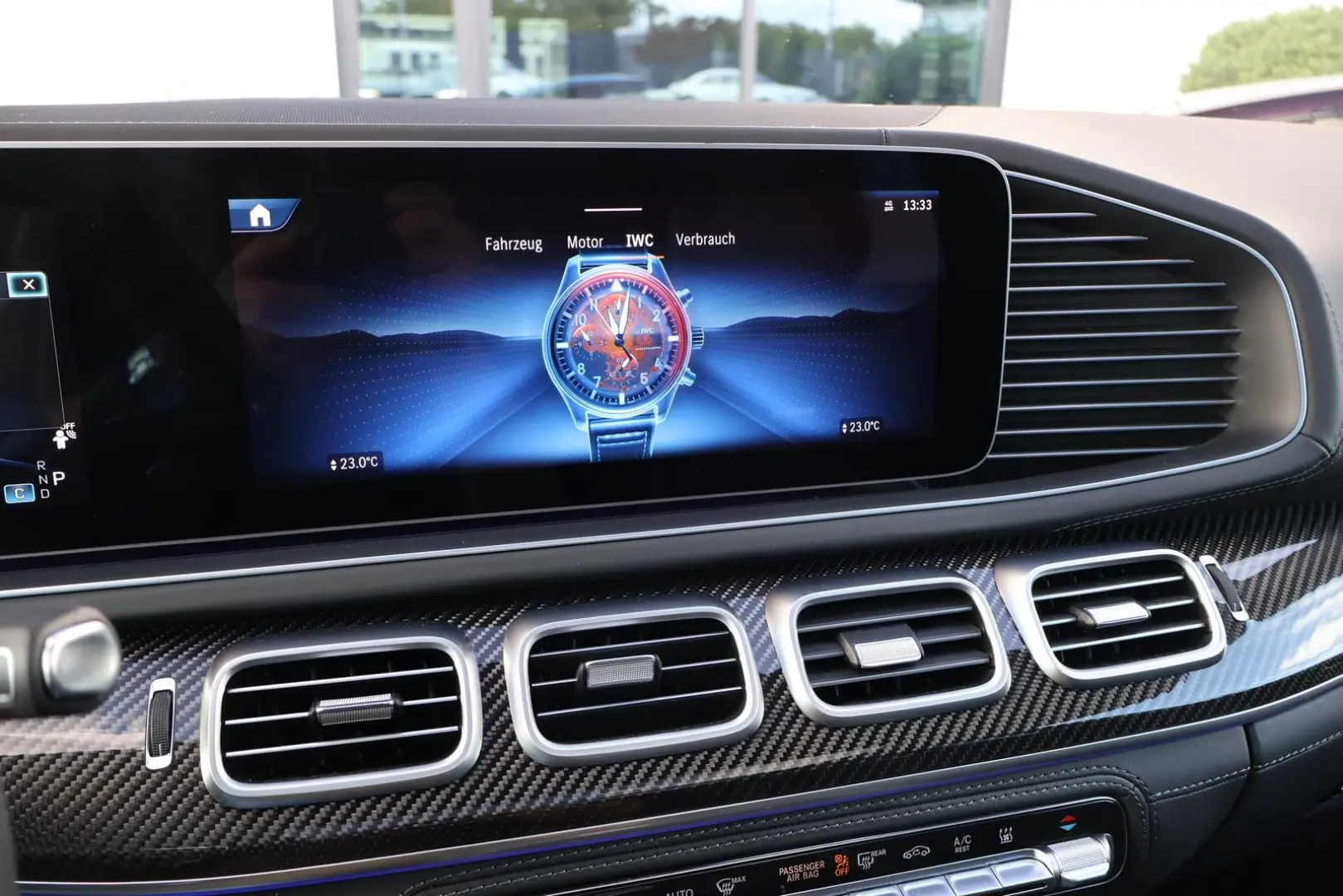 AMG GLS 63 4M+ DESIGNO-MANUF.-Perf.-Standhzg-3D
