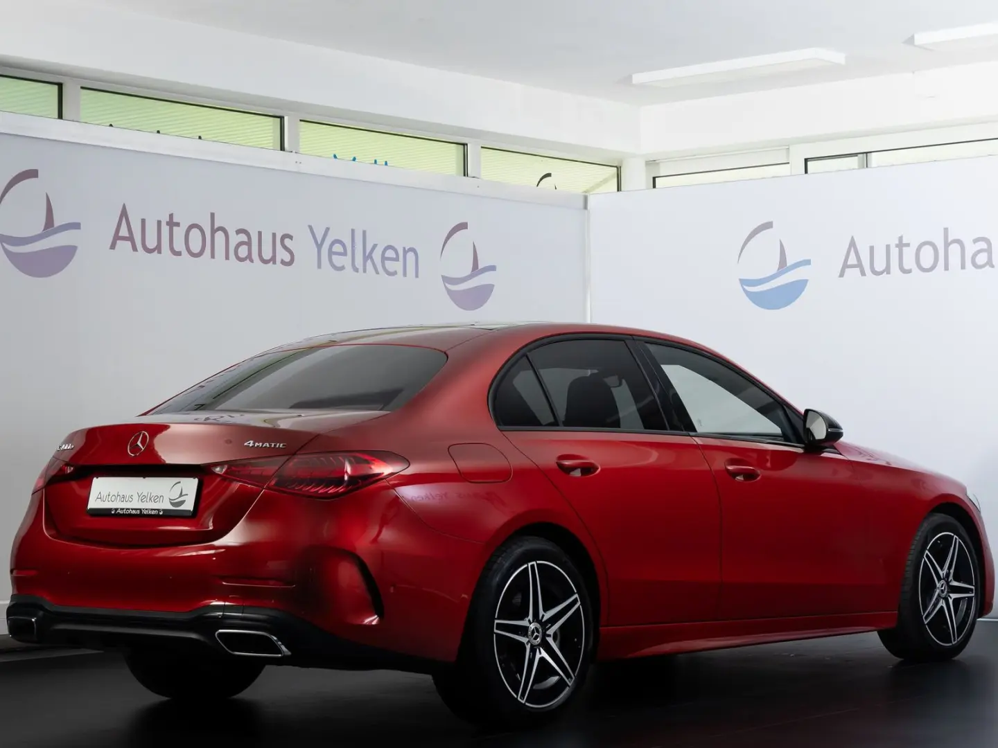 C 400 e AMG-LINE PANO*HUD*BURM*SPORTSITZ*AHK