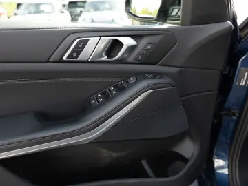 X5 xDrive 40d M-Sport PANO AHK HUD 360° LASER