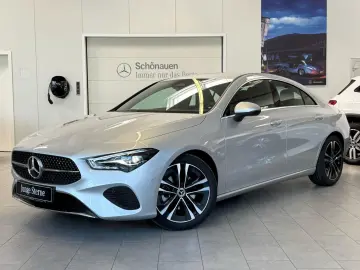 CLA 180 Progressive KAMERA AHK TOTW LED CARPLAY