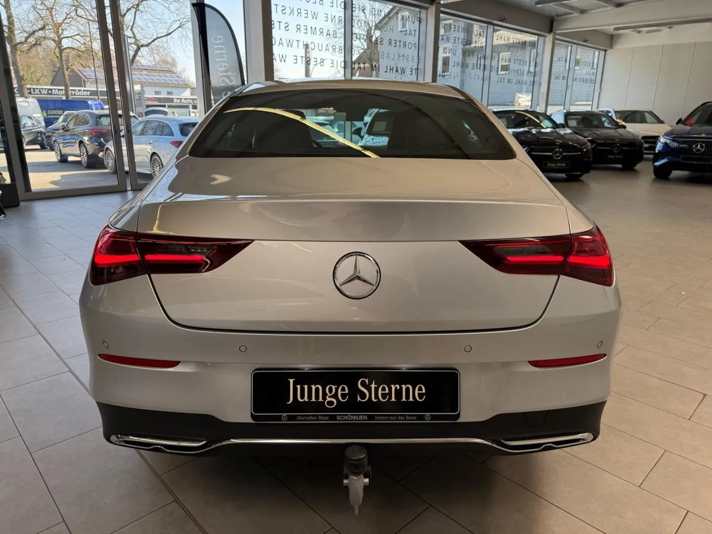 CLA 180 Progressive KAMERA+AHK+TOTW+LED+CARPLAY