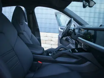 Porsche Cayenne Potrivire SportDesign