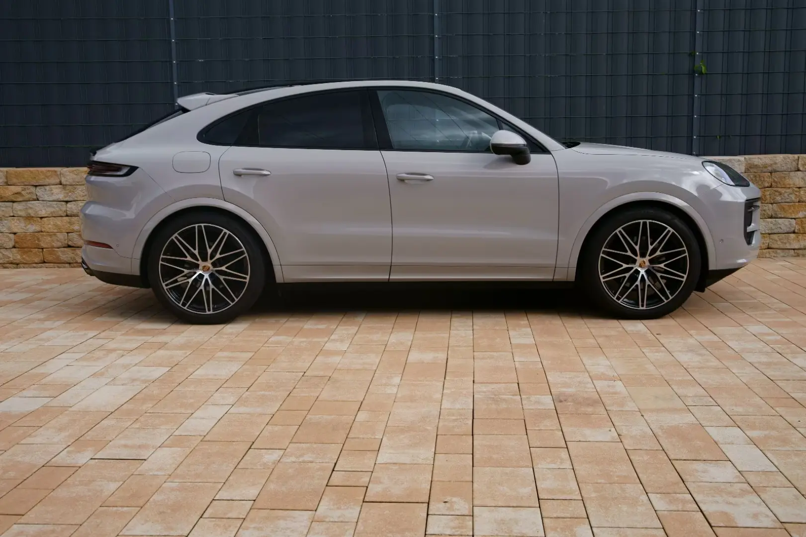 Porsche Cayenne Potrivire SportDesign