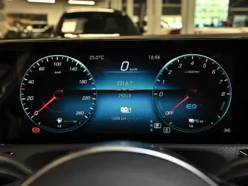 CLA 250 e SB AMG Line Night LED Kamera