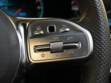 CLA 250 e SB AMG Line Night LED Kamera