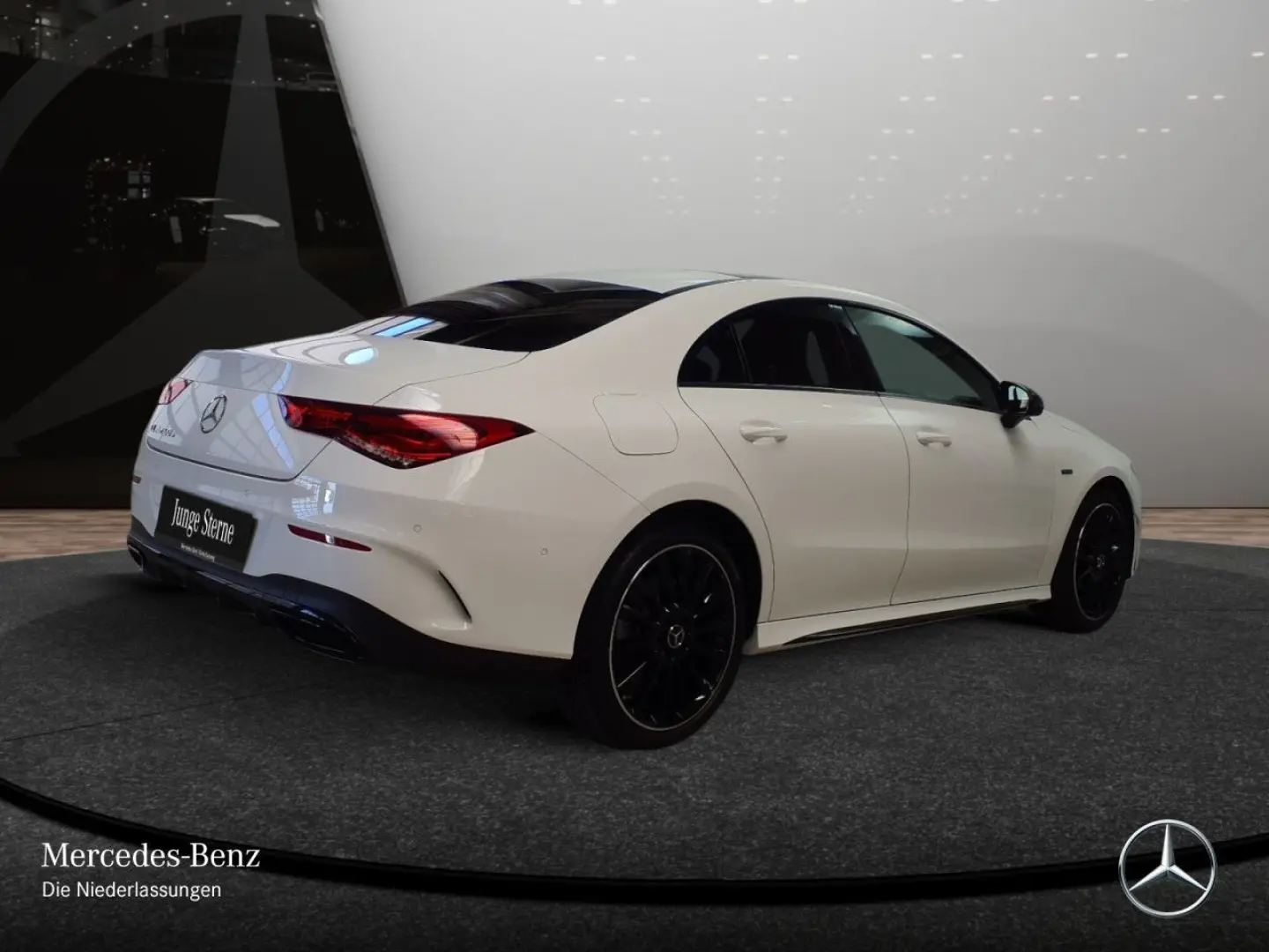 CLA 250 e Coupé AMG/Night/Pano/LED/Burmest