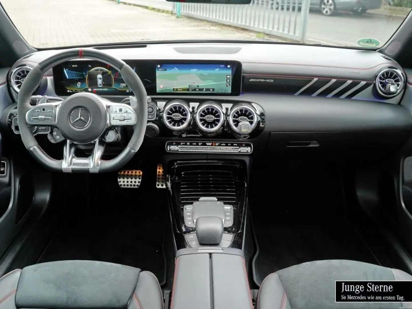 CLA 35 4M AMG AERO-PLUS+HUD+PANO+19''+NIGHT+TOTW