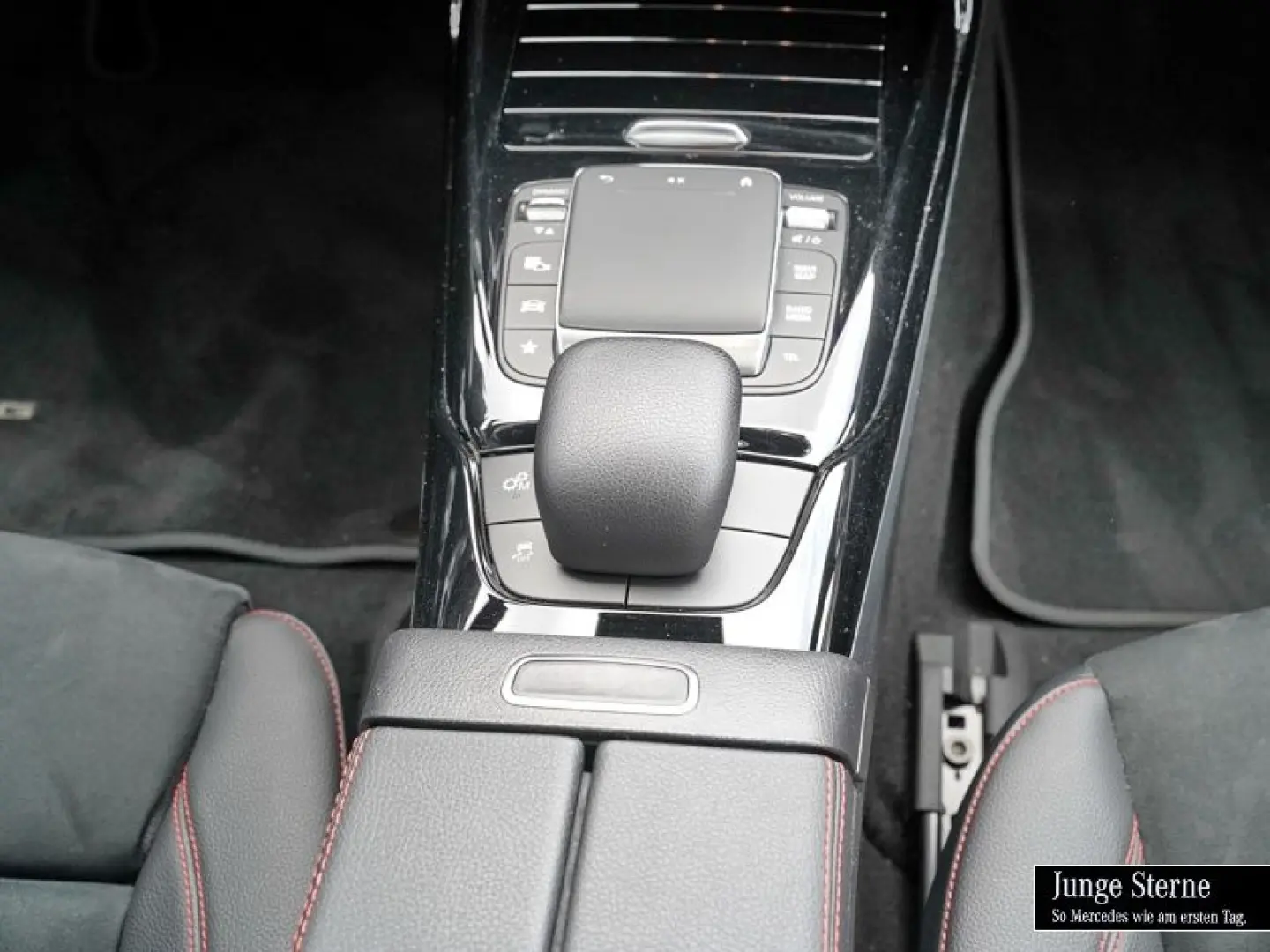 CLA 35 4M AMG AERO-PLUS+HUD+PANO+19''+NIGHT+TOTW