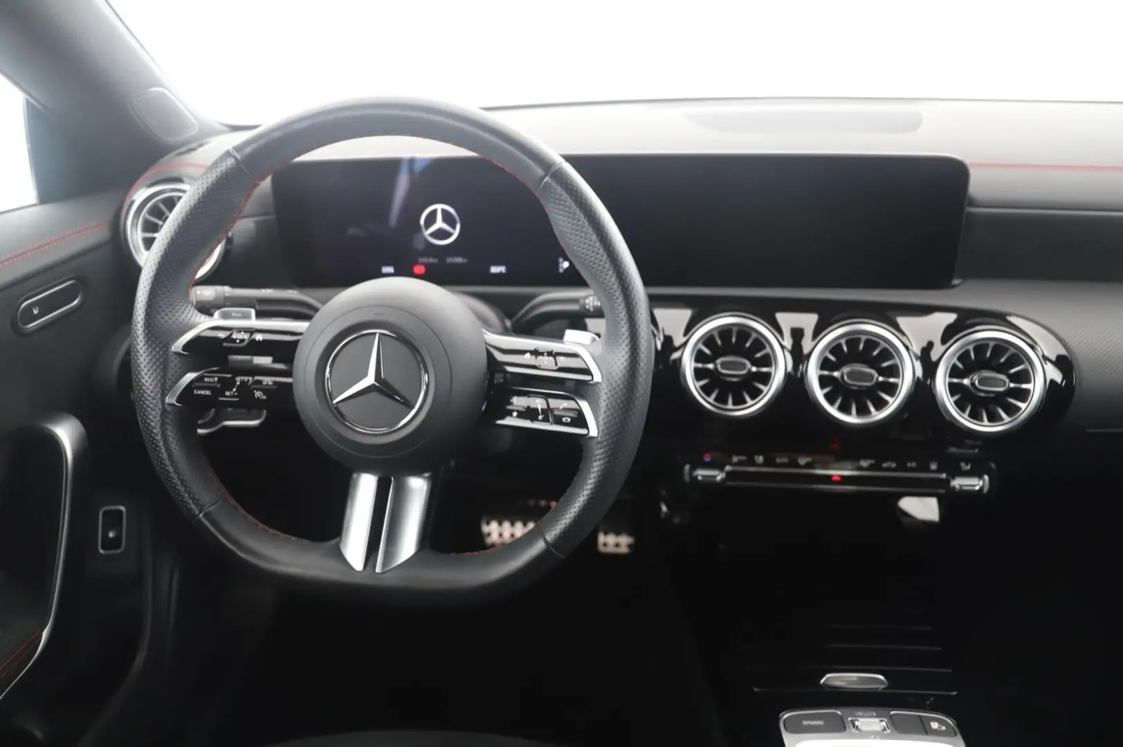 CLA 250 e Coupé AMG Line AdvancedPL+MBUX+LED+KAM