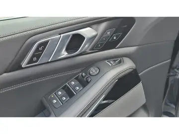 X5 xDrive 30d M Sport Pro STANDHZG+PANO+AHK+MEM