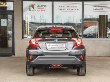 TOYOTA C-HR 1.8 HYBRID 2WD