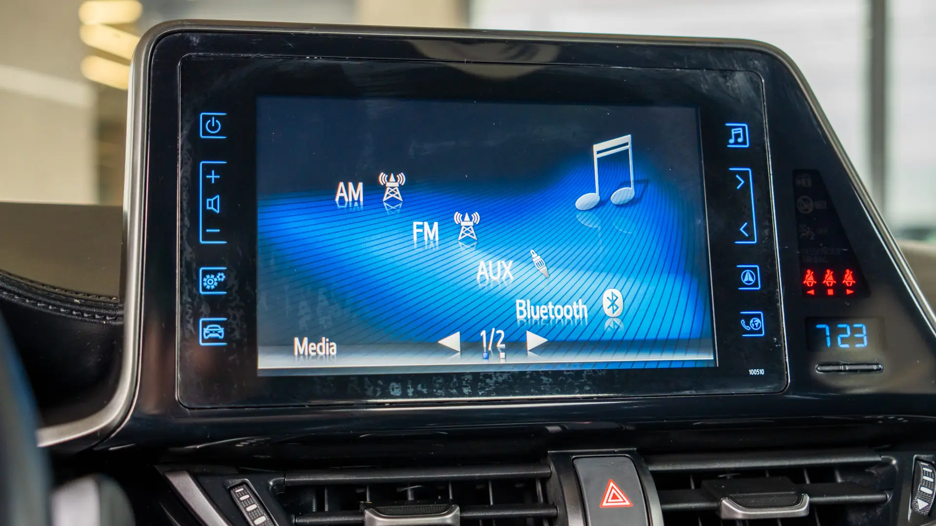 TOYOTA C-HR 1.8 HYBRID 2WD