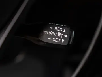 TOYOTA C-HR 1.8 HYBRID 2WD