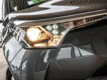 TOYOTA C-HR 1.8 HYBRID 2WD