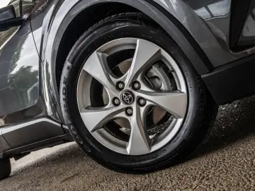 TOYOTA C-HR 1.8 HYBRID 2WD