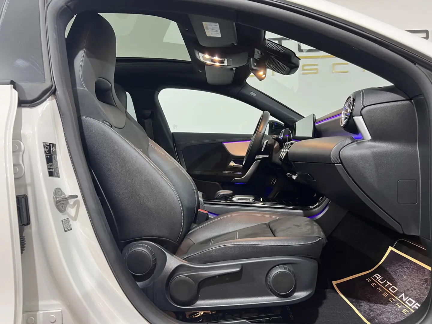 CLA 200 Coupé*AMG*Pano*Ambiente*Kamera*Media*