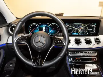 E 200 Avantgarde+Business+Night+Totwinkel+Kamera