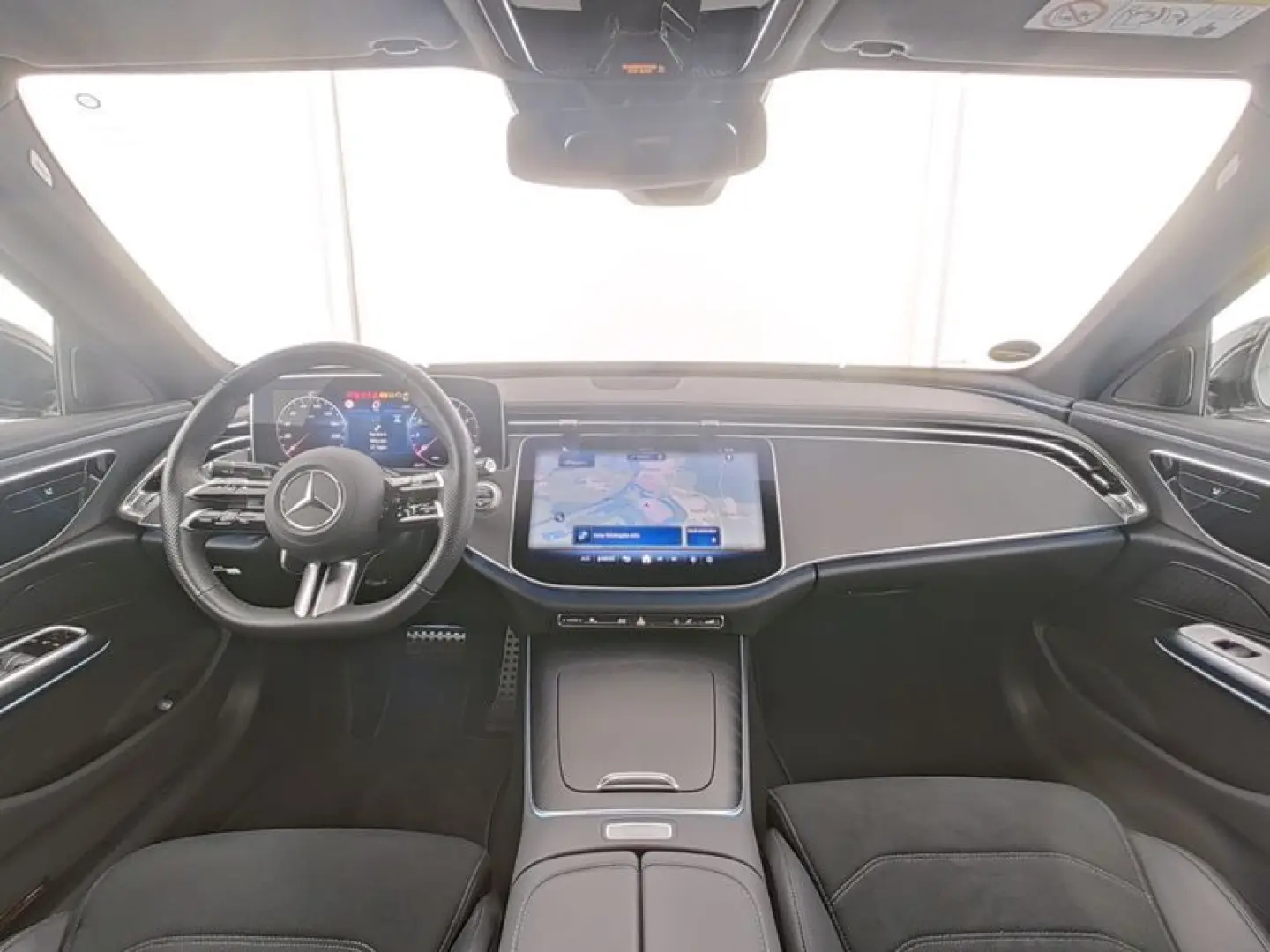E 200 Limousine AMG Line Navi Kamera DISTRONIC