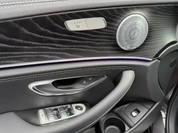 E 220 d Lim. AMG Line PANORAMA/BURMESTER/LM20/9G