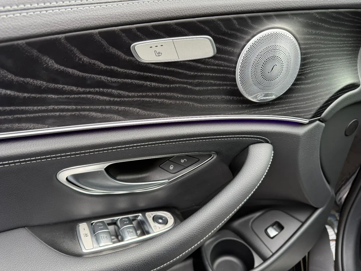 E 220 d Lim. AMG Line PANORAMA/BURMESTER/LM20/9G